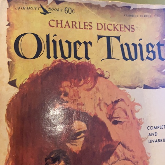 1963 Edition CHARLES DICKENS OLIVER TWIST PAPERBACK BOOK - Picture 2 of 8